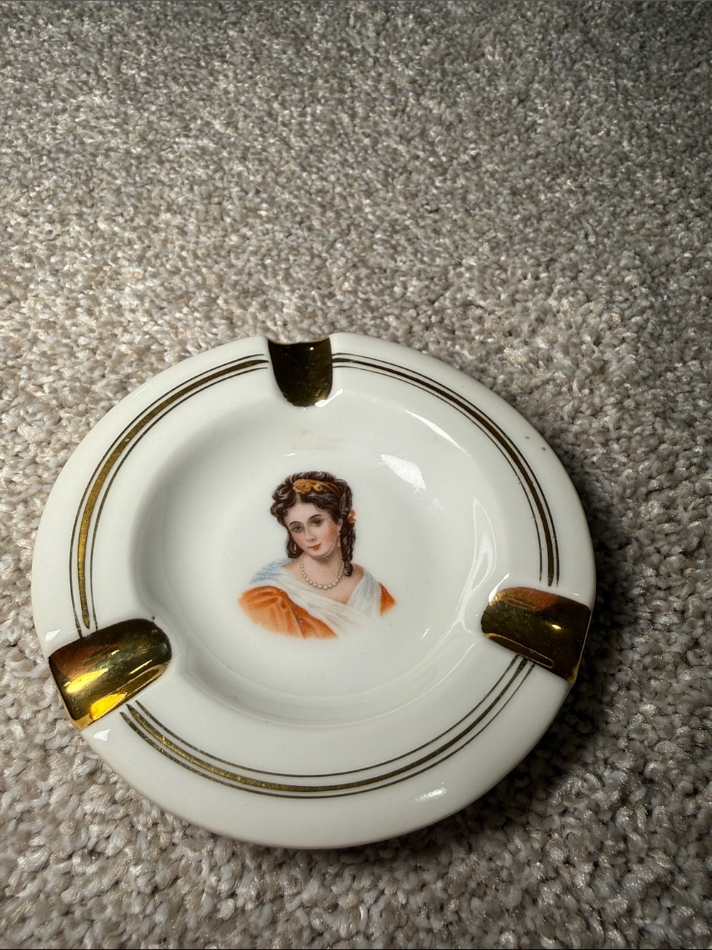 Limoges Porcelain Round Ashtray White & Gold Portrait Decor Made in France